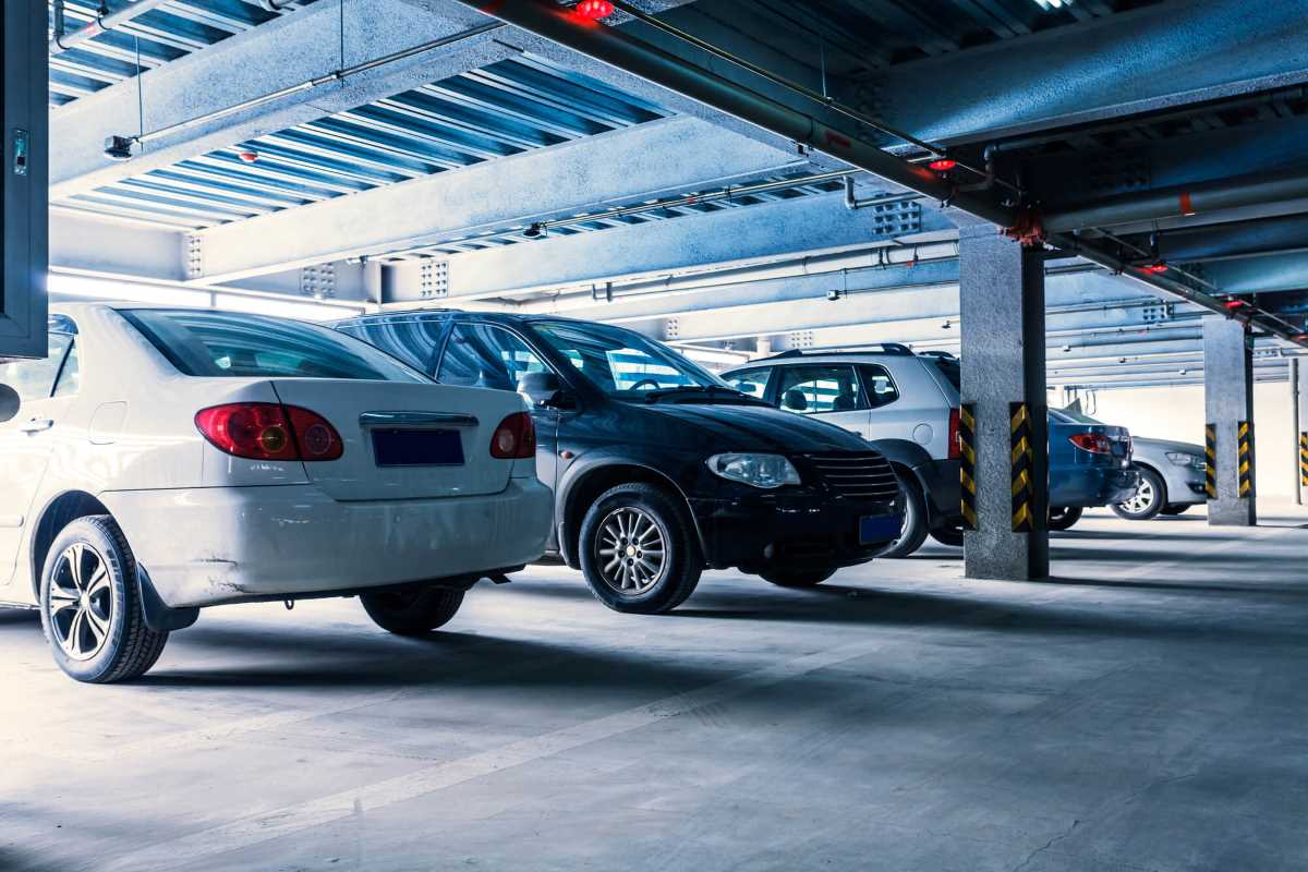 Por quanto tempo um carro pode ficar parado na garagem?